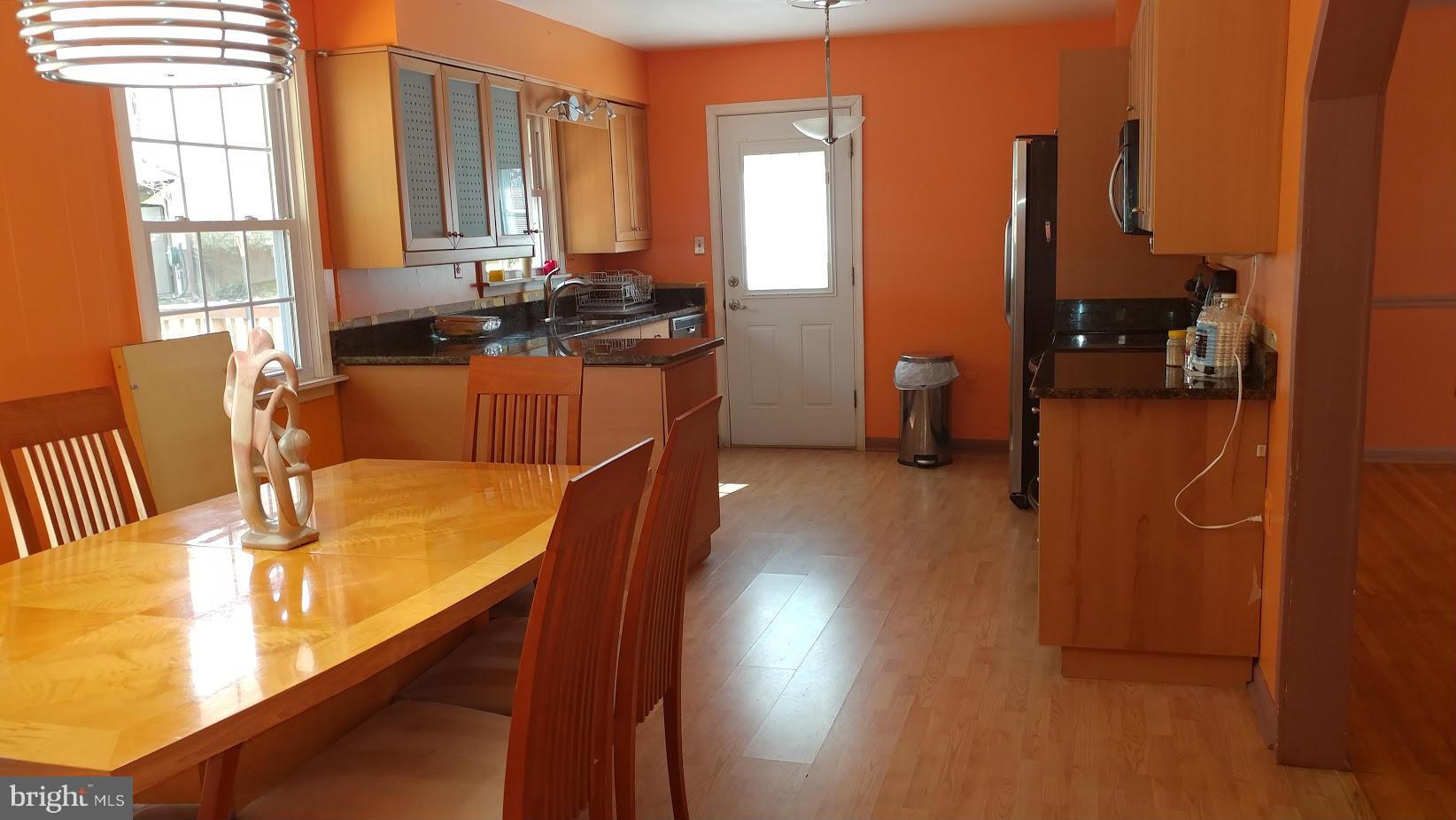 LAKE RIDGE - Residential Lease