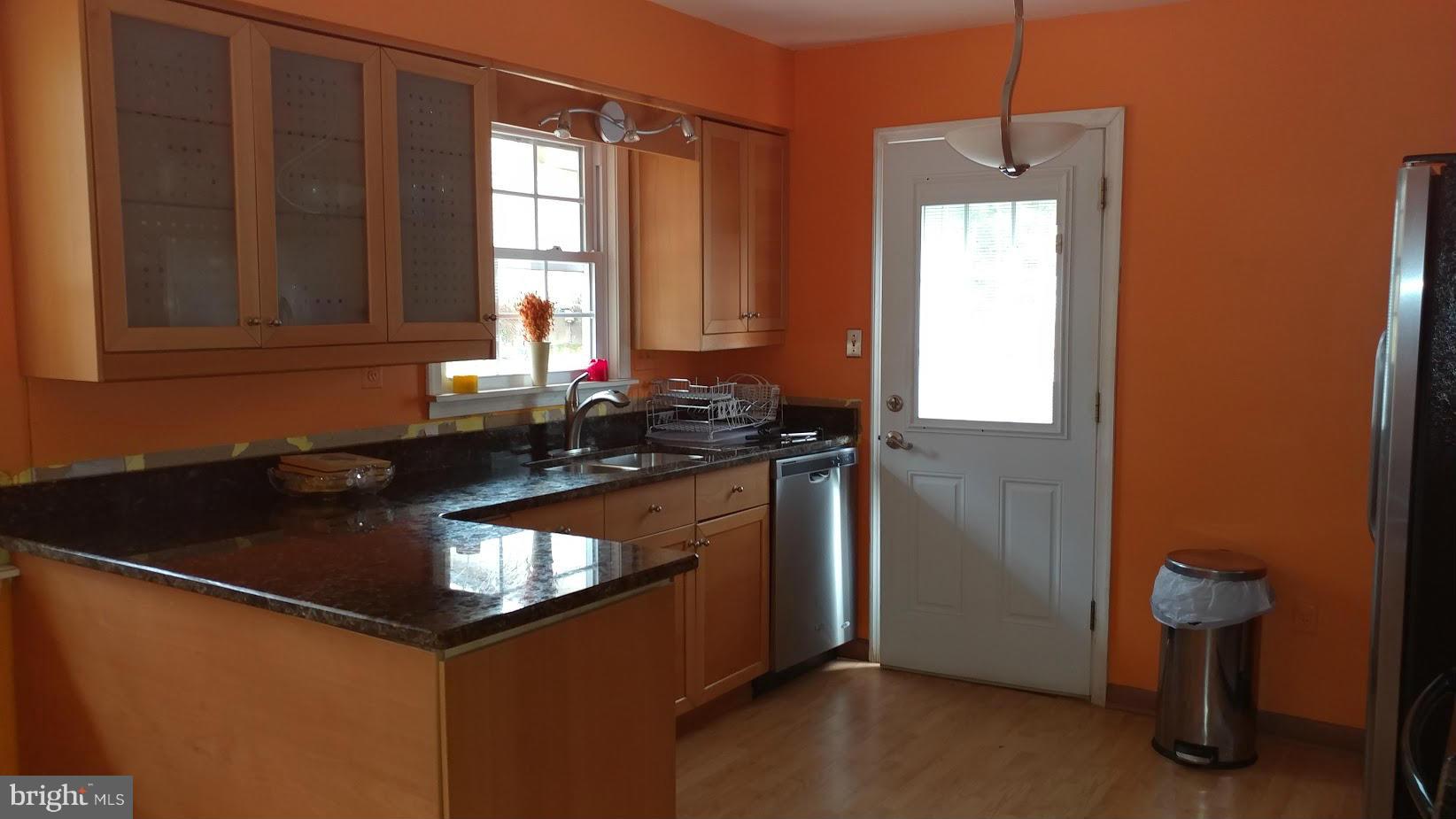 LAKE RIDGE - Residential Lease