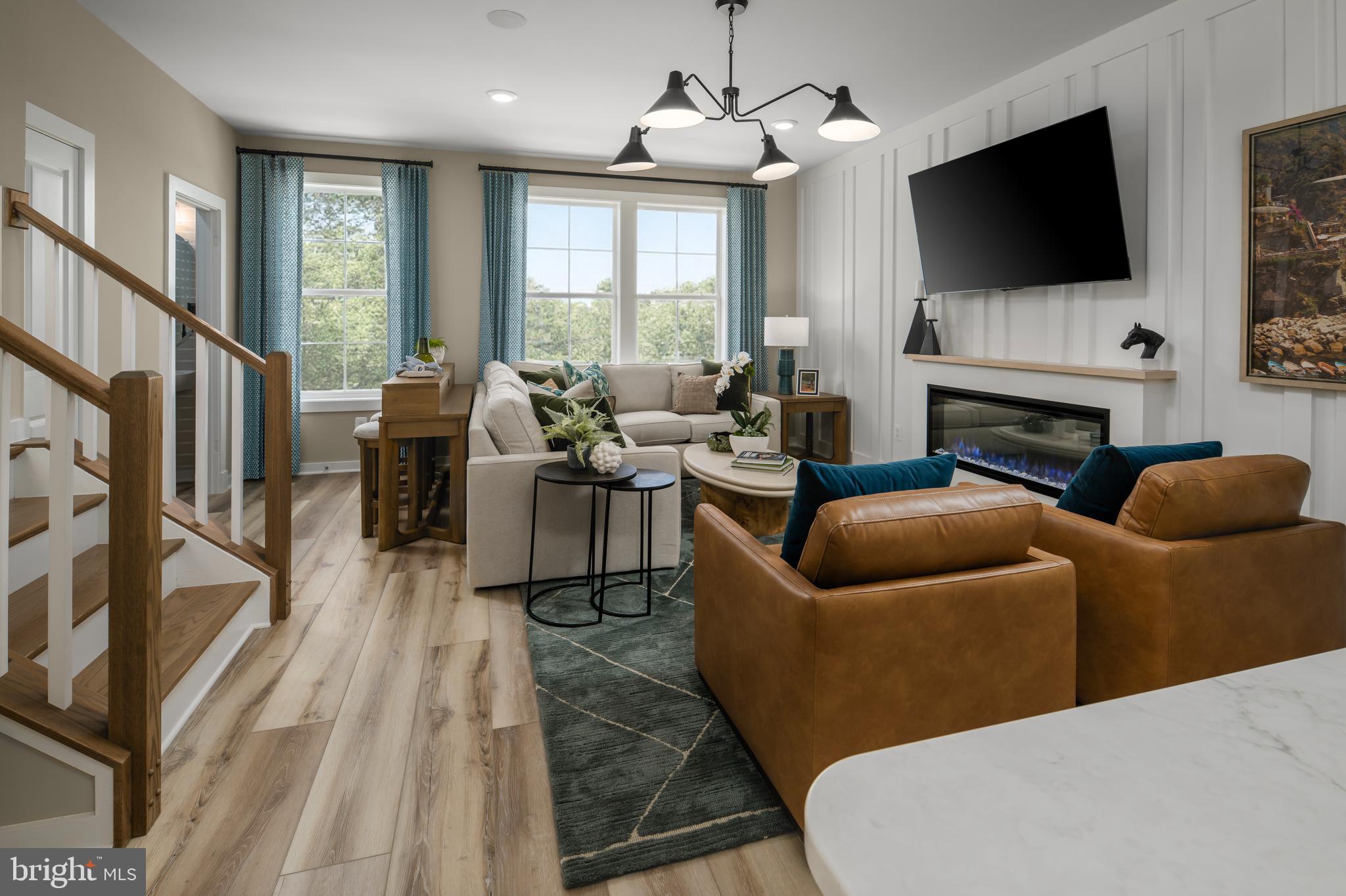 MARY'S LANDING - Residential