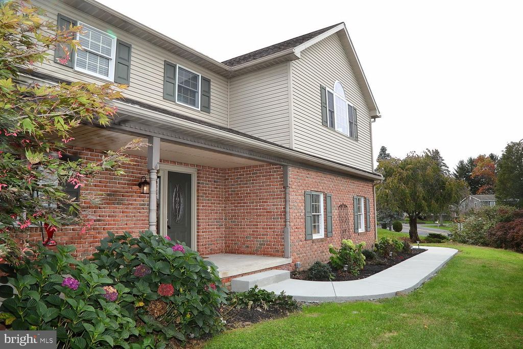 Photo of 1328 Edgewood Drive, East Earl, PA 17519 (MLS # PALA2042380)