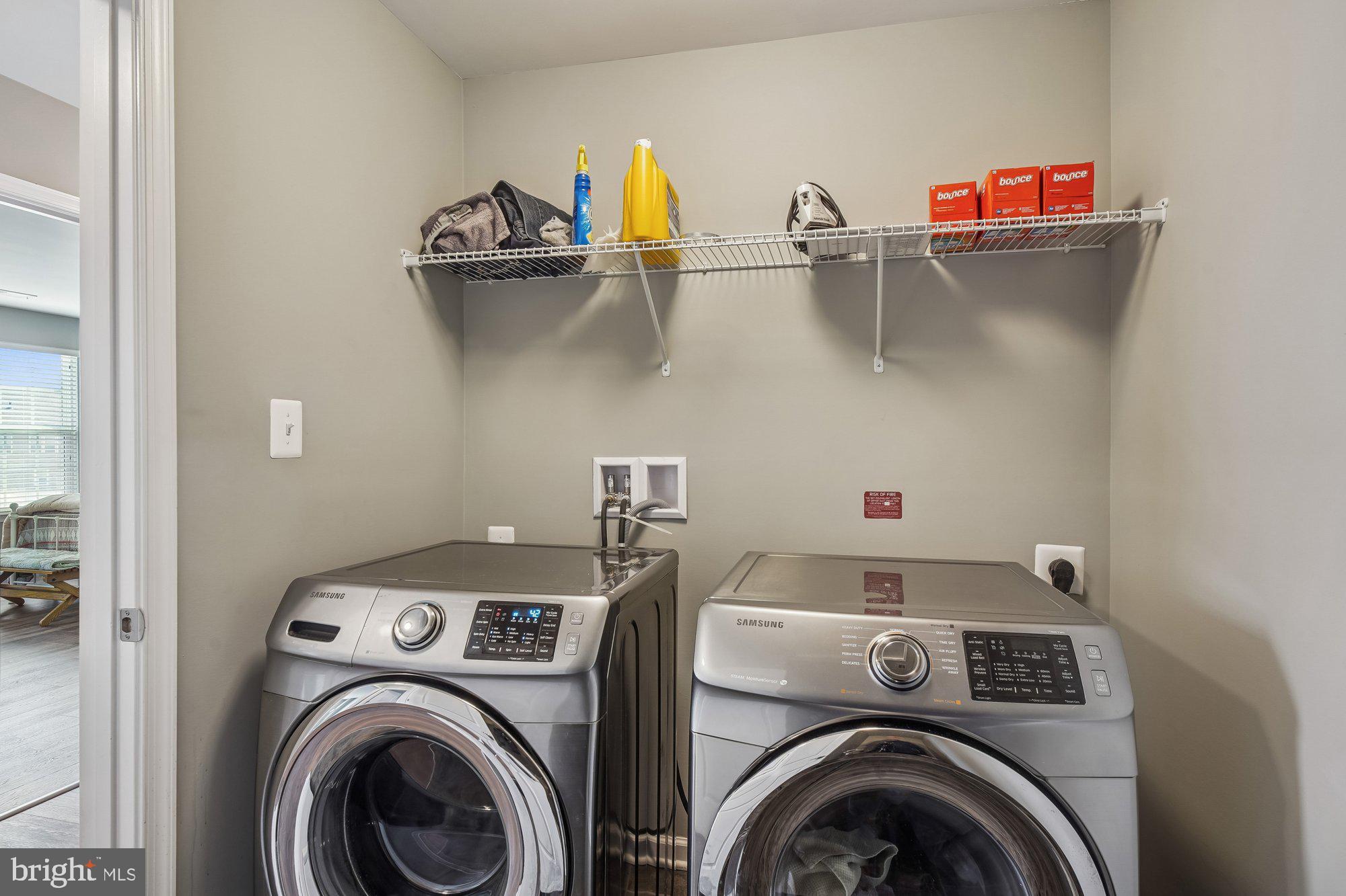 LOVETTSVILLE GLEN - Residential