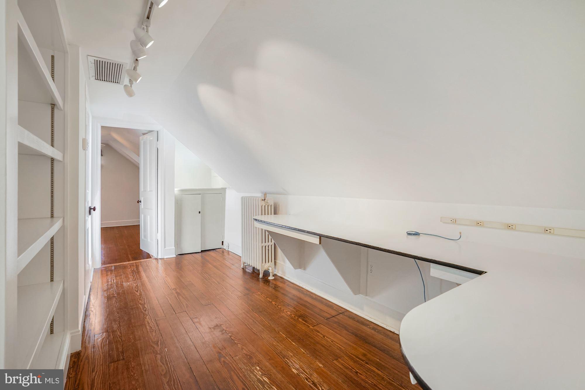 GEORGETOWN - Residential