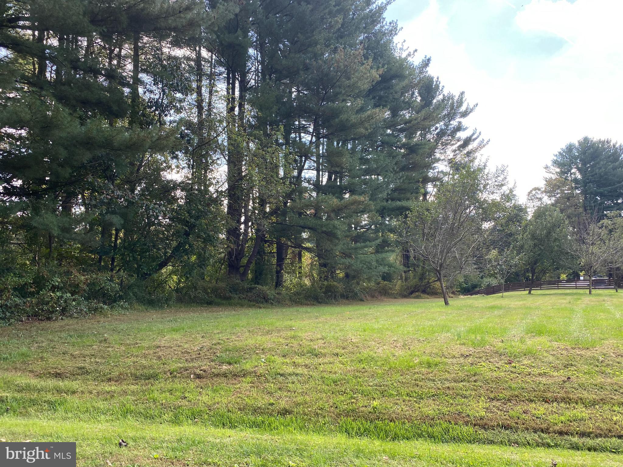 Lot 16 LONDONDERRY LANE