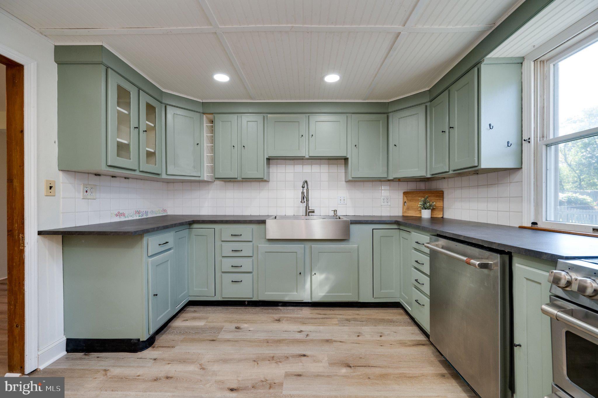 316 RIVER ROAD