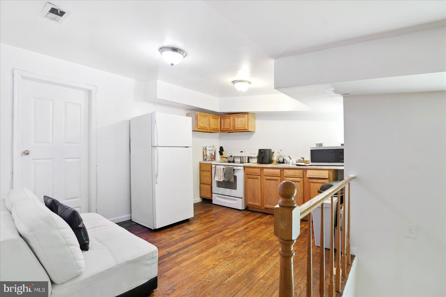 JOHNS HOPKINS - Residential