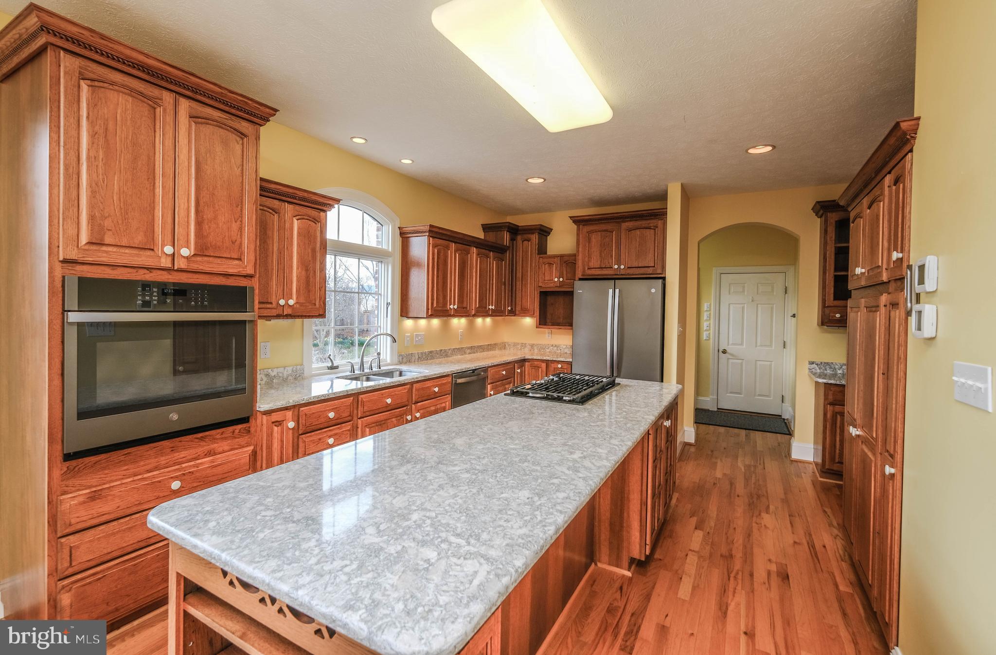 FOX HILL FARMS - Residential