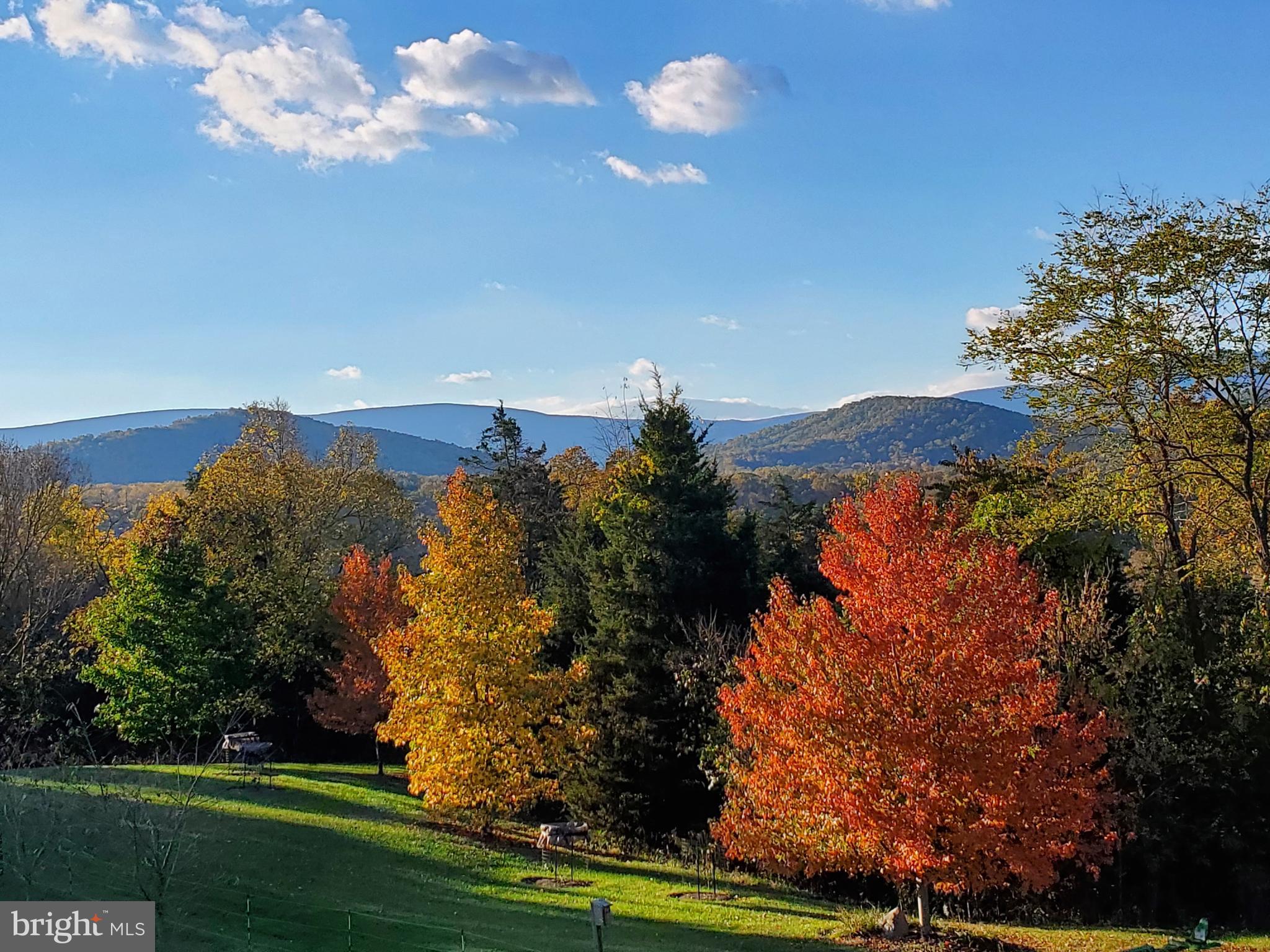 FOX HILL FARMS - Residential