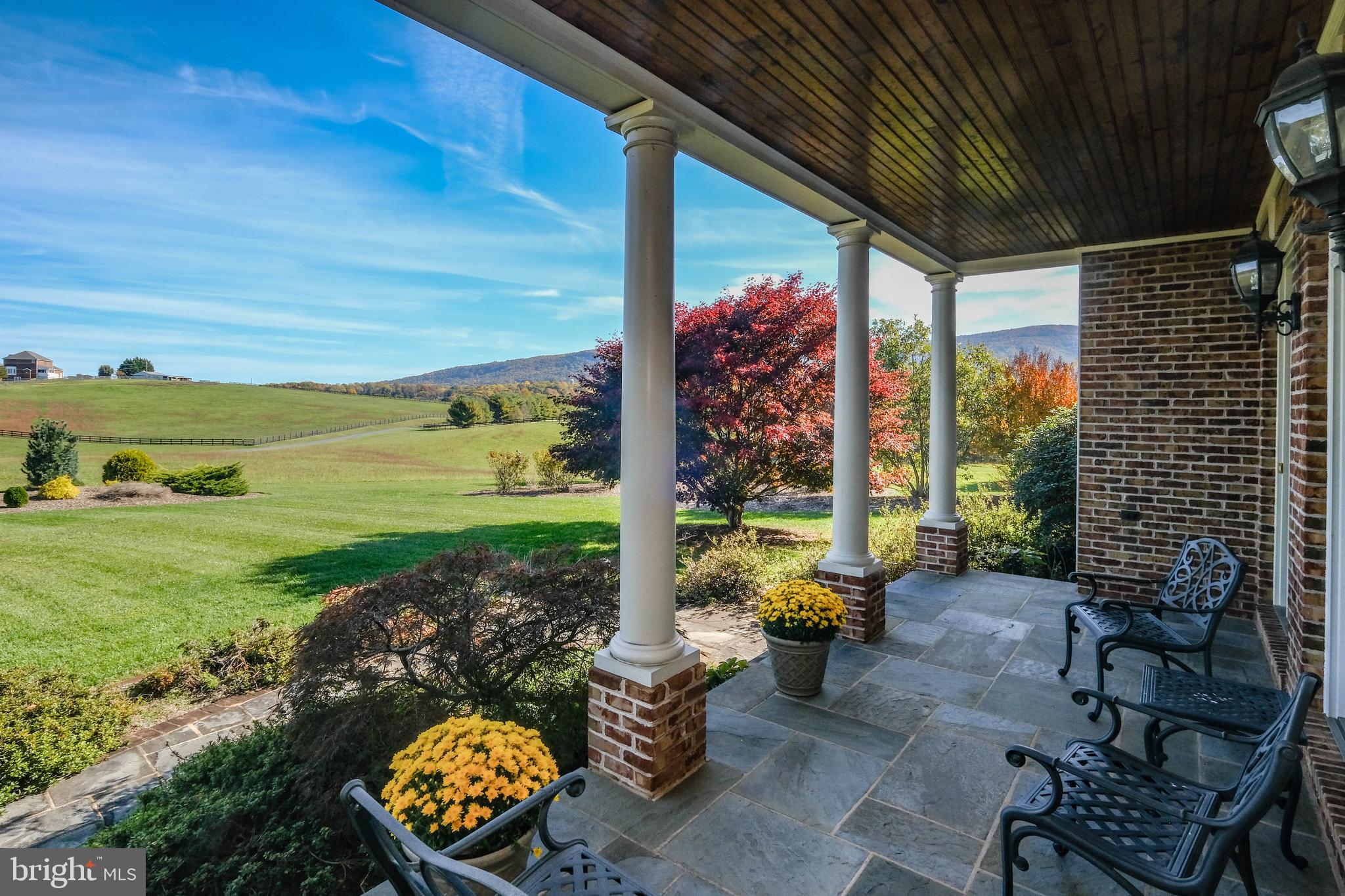 FOX HILL FARMS - Residential