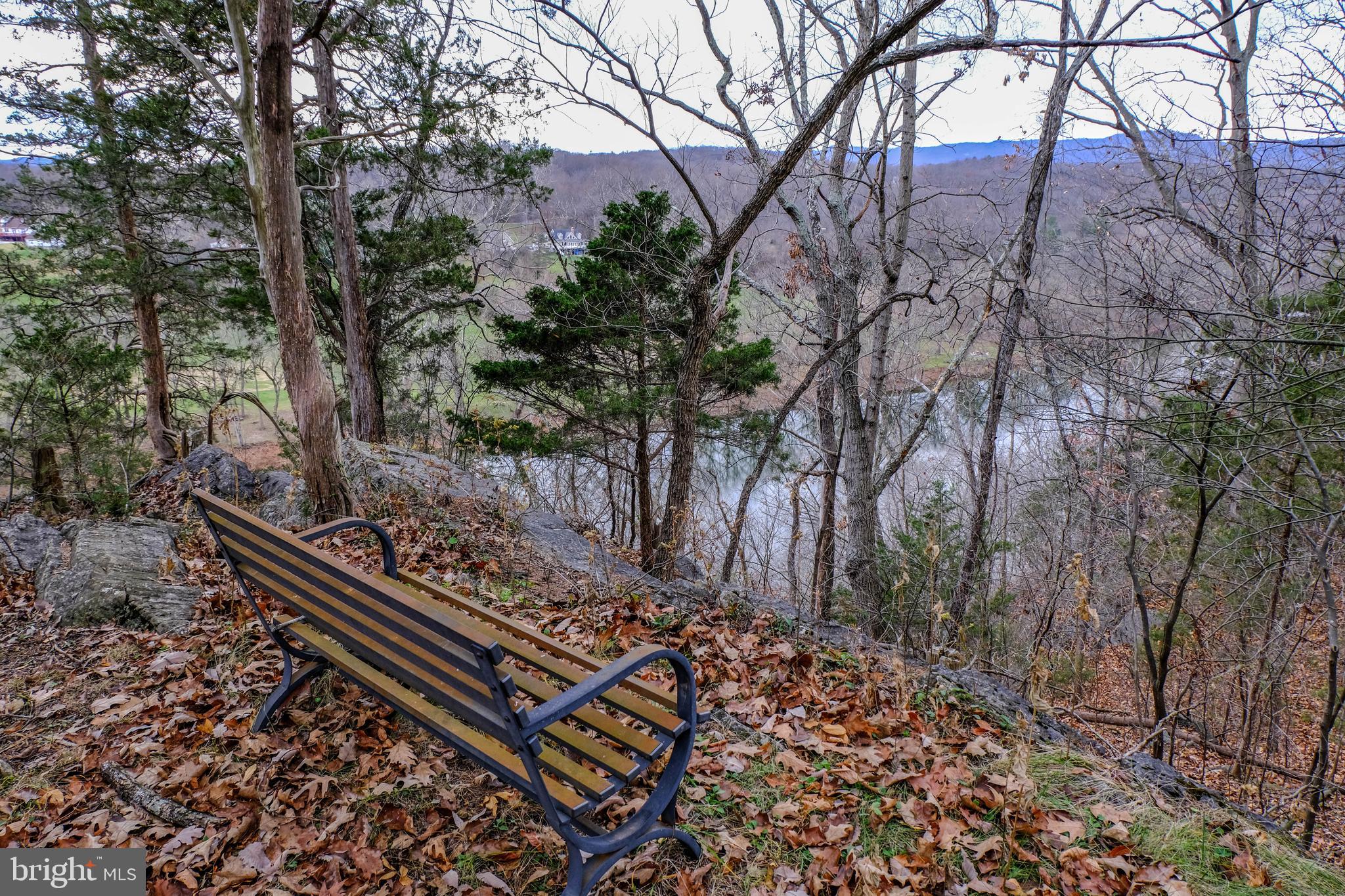 FOX HILL FARMS - Residential