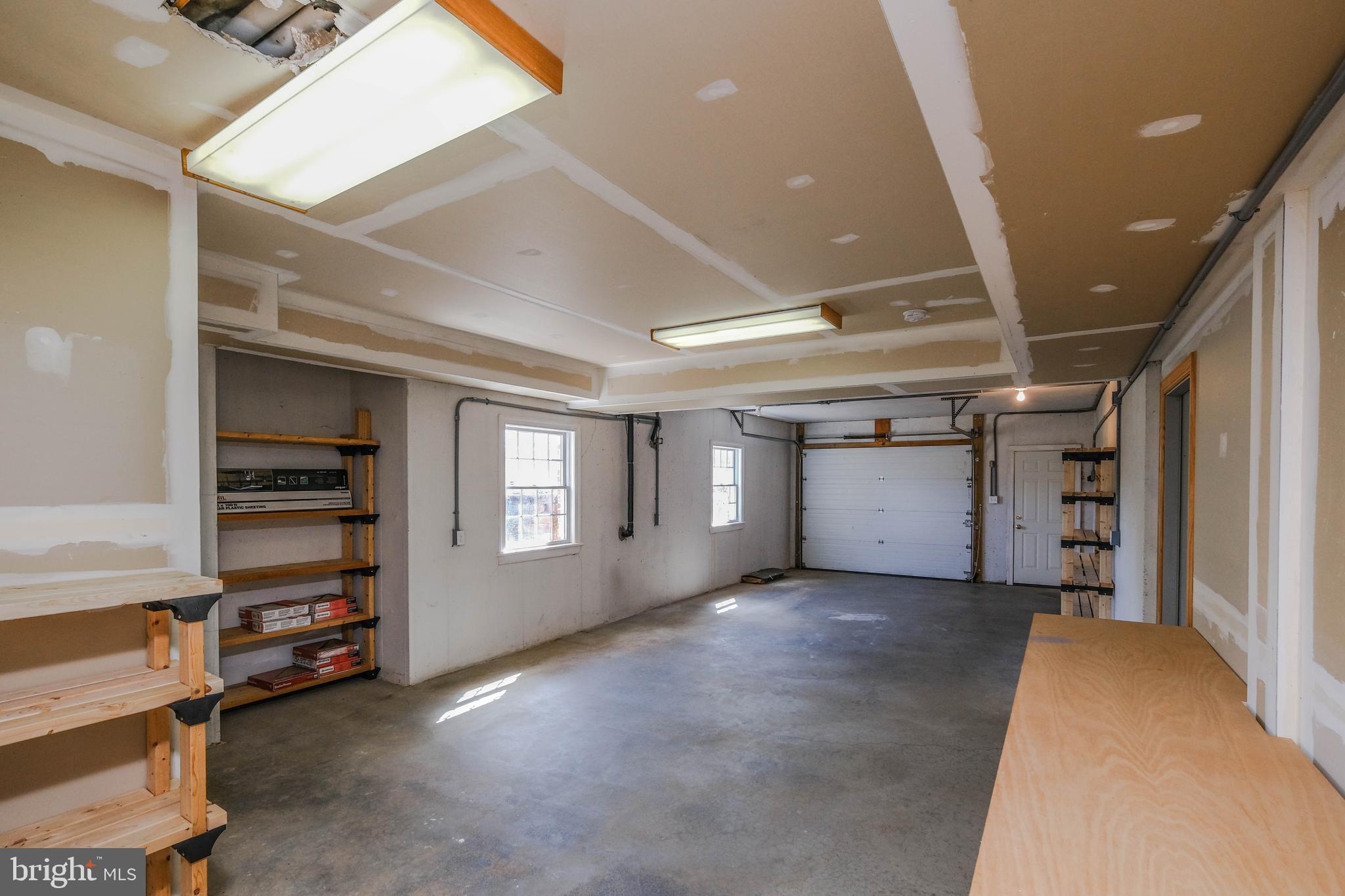 FOX HILL FARMS - Residential