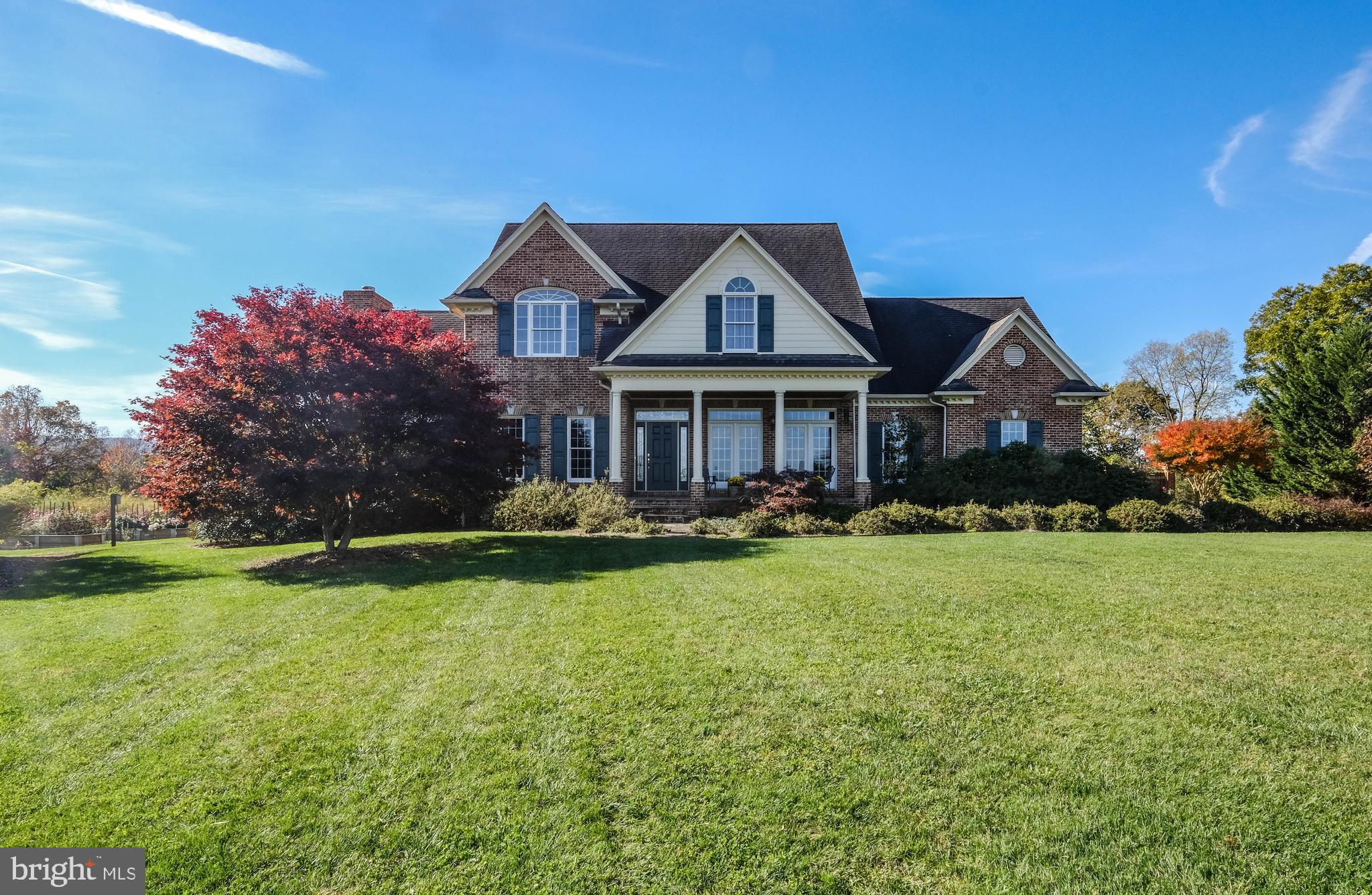 FOX HILL FARMS - Residential