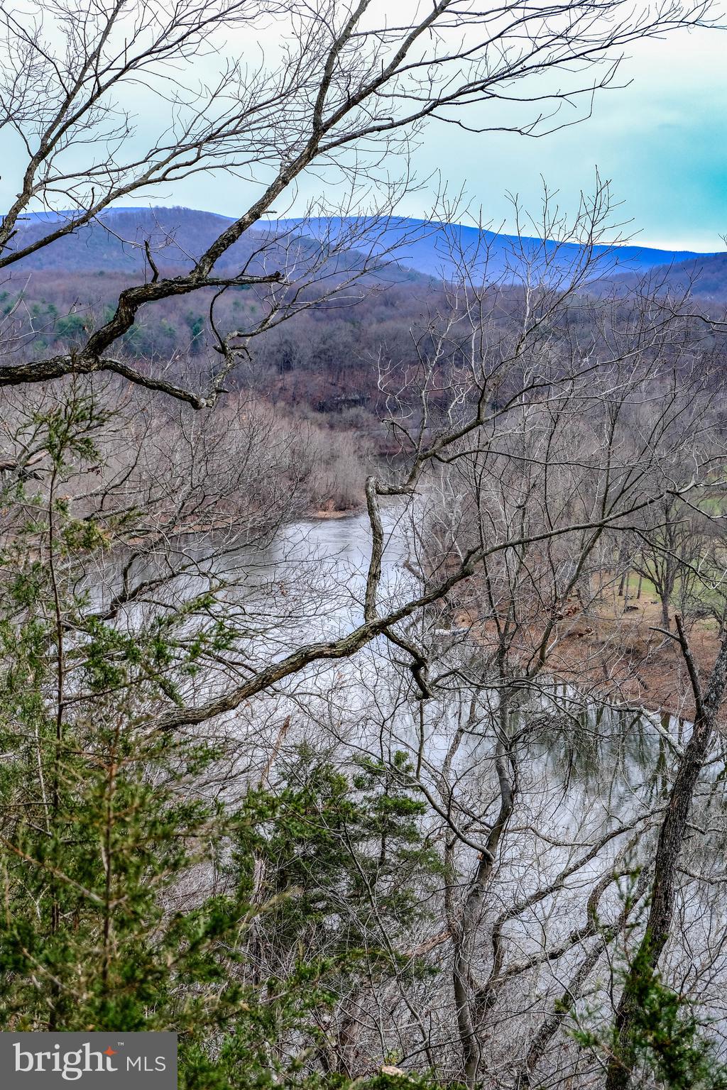 FOX HILL FARMS - Residential