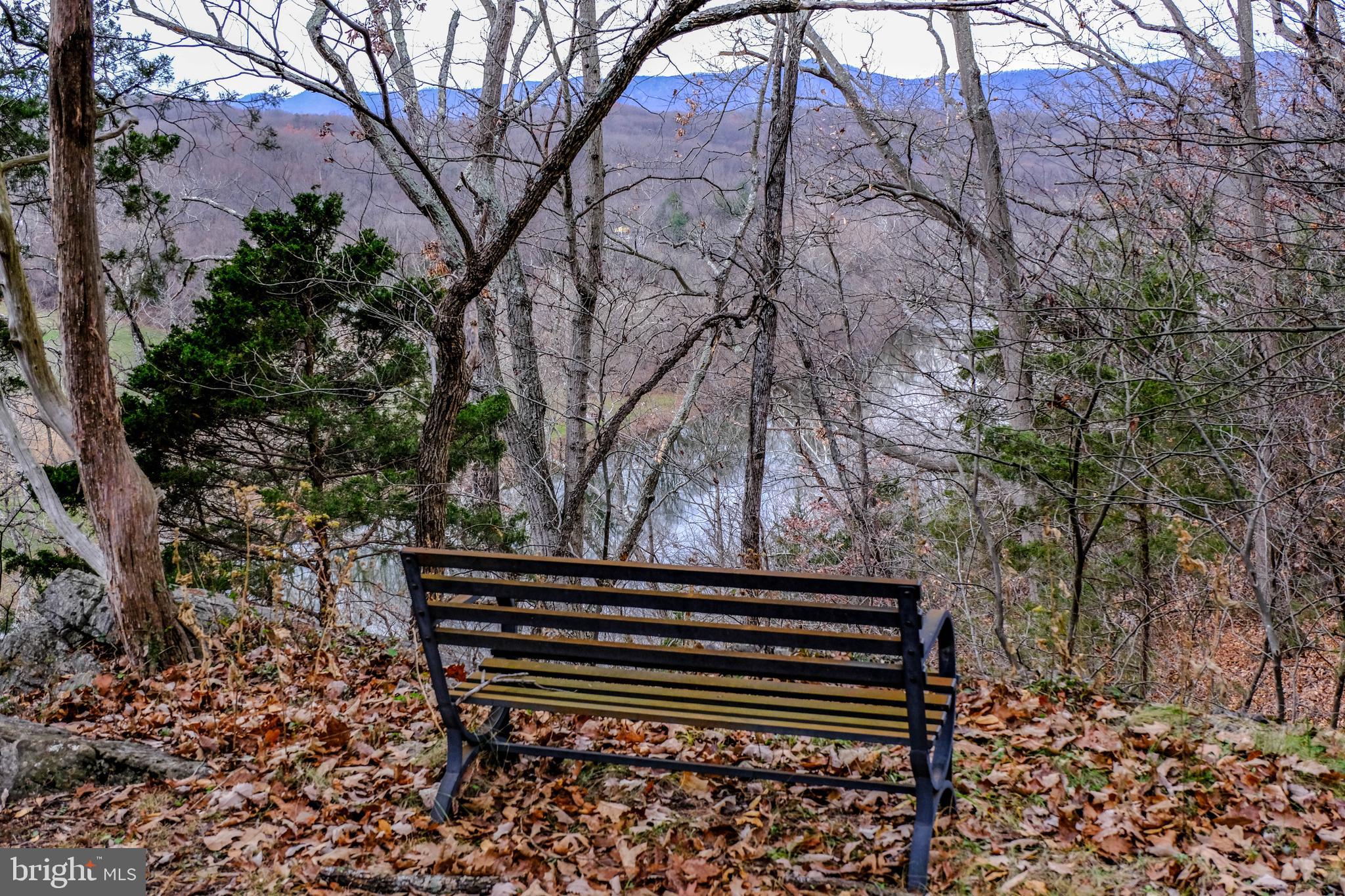 FOX HILL FARMS - Residential