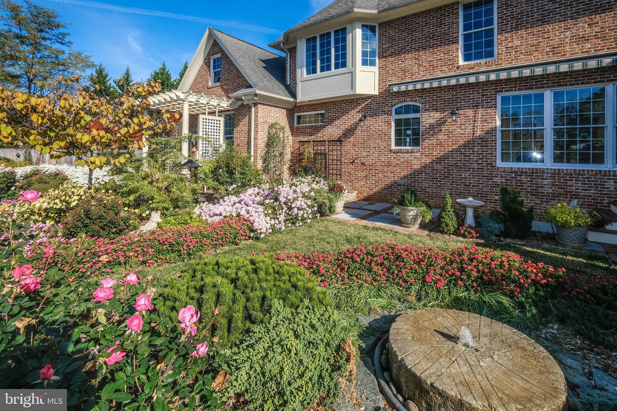 FOX HILL FARMS - Residential