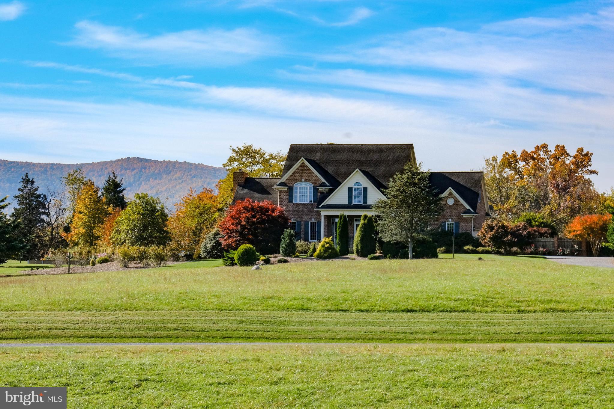 FOX HILL FARMS - Residential
