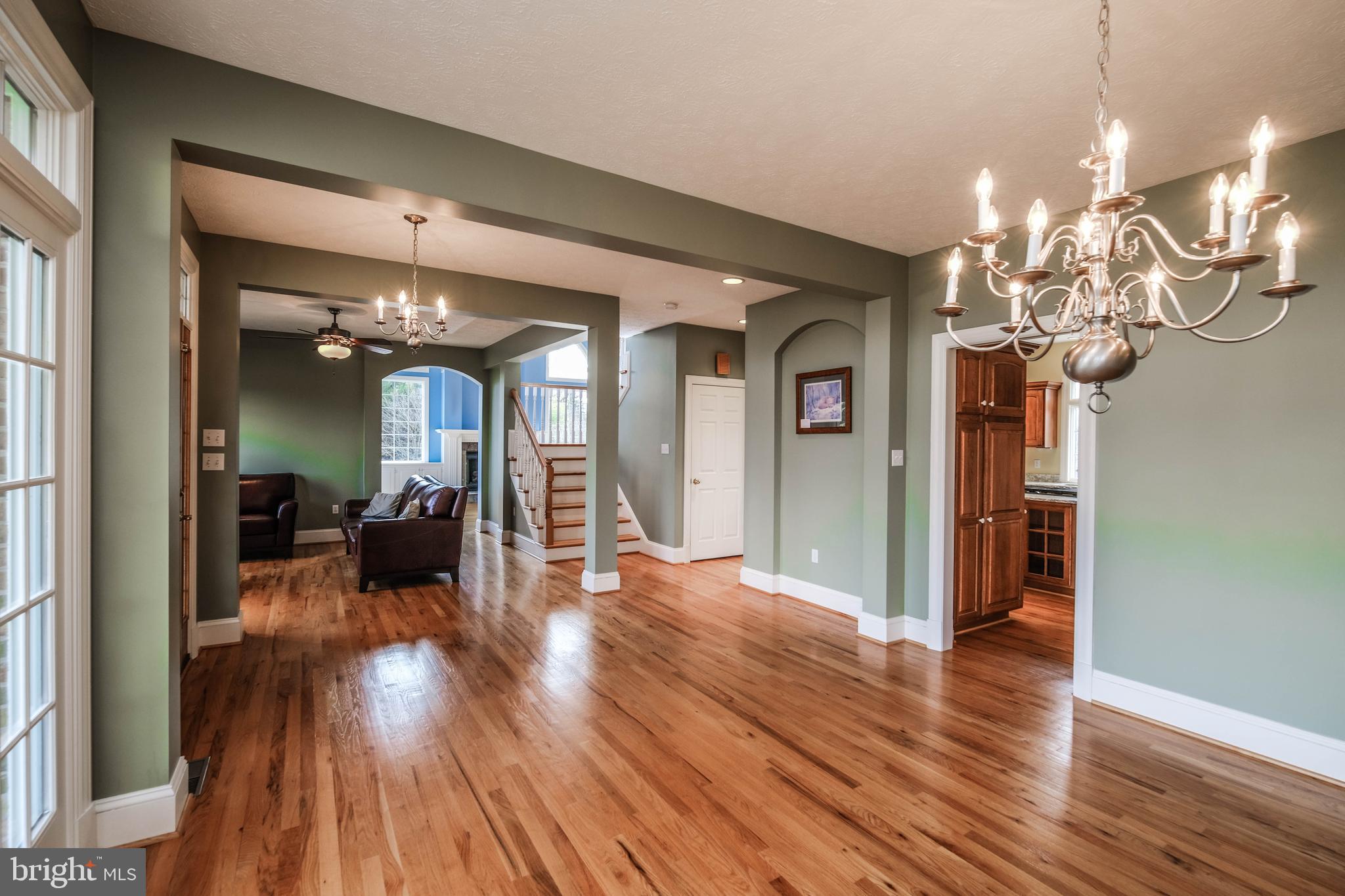 FOX HILL FARMS - Residential