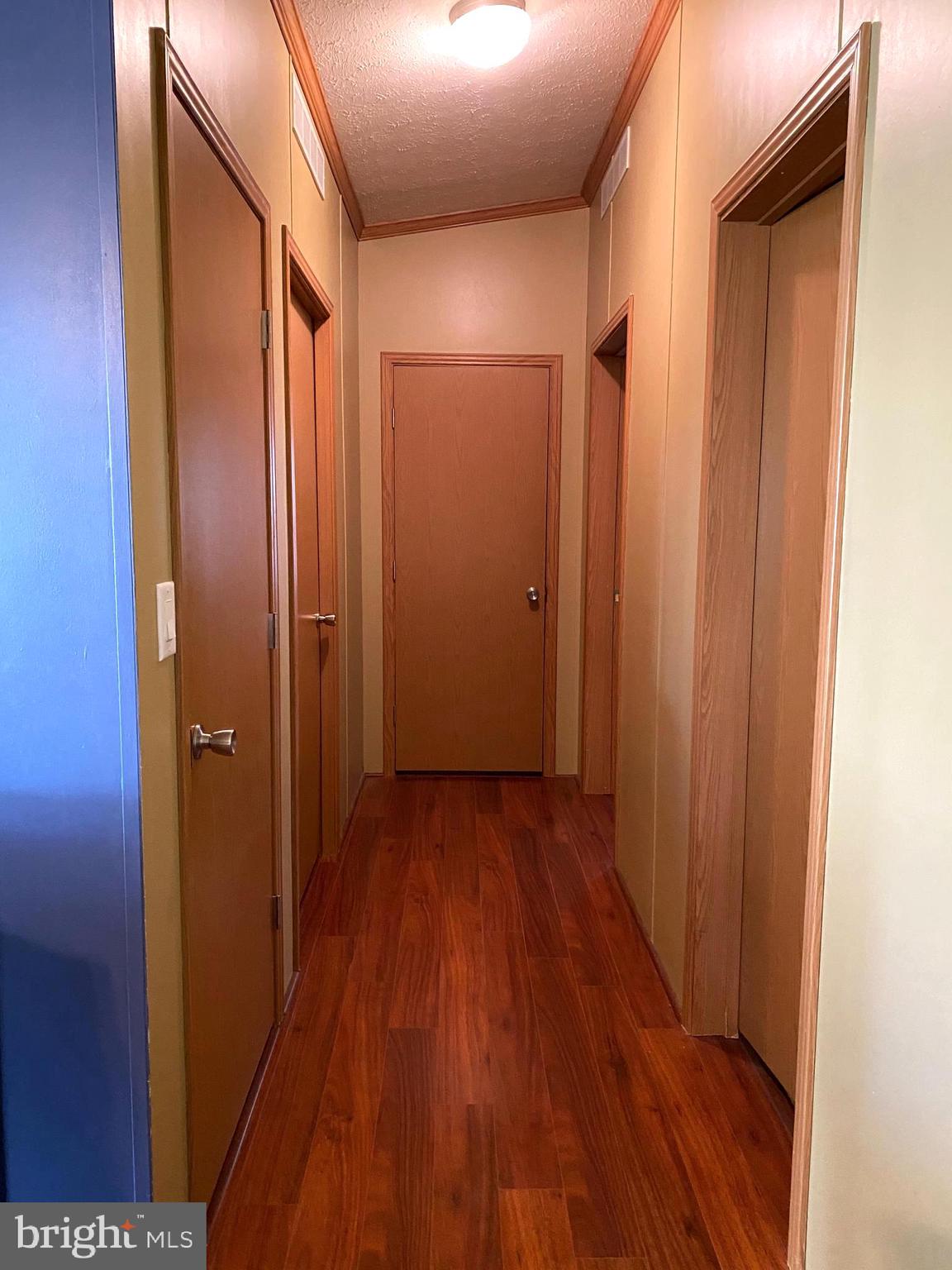 OXFORD VIL TR PK - Residential
