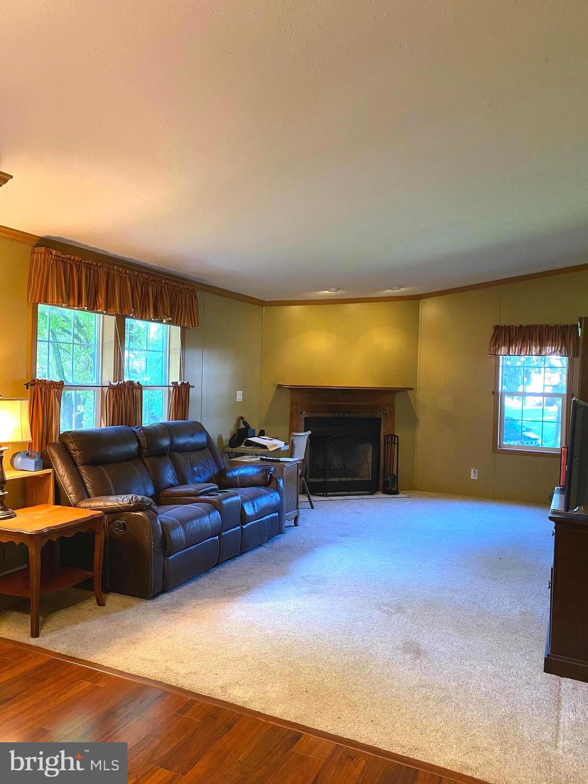OXFORD VIL TR PK - Residential