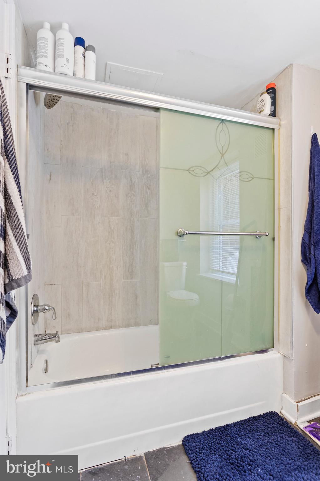 RITTENHOUSE SQUARE - Commercial Sale