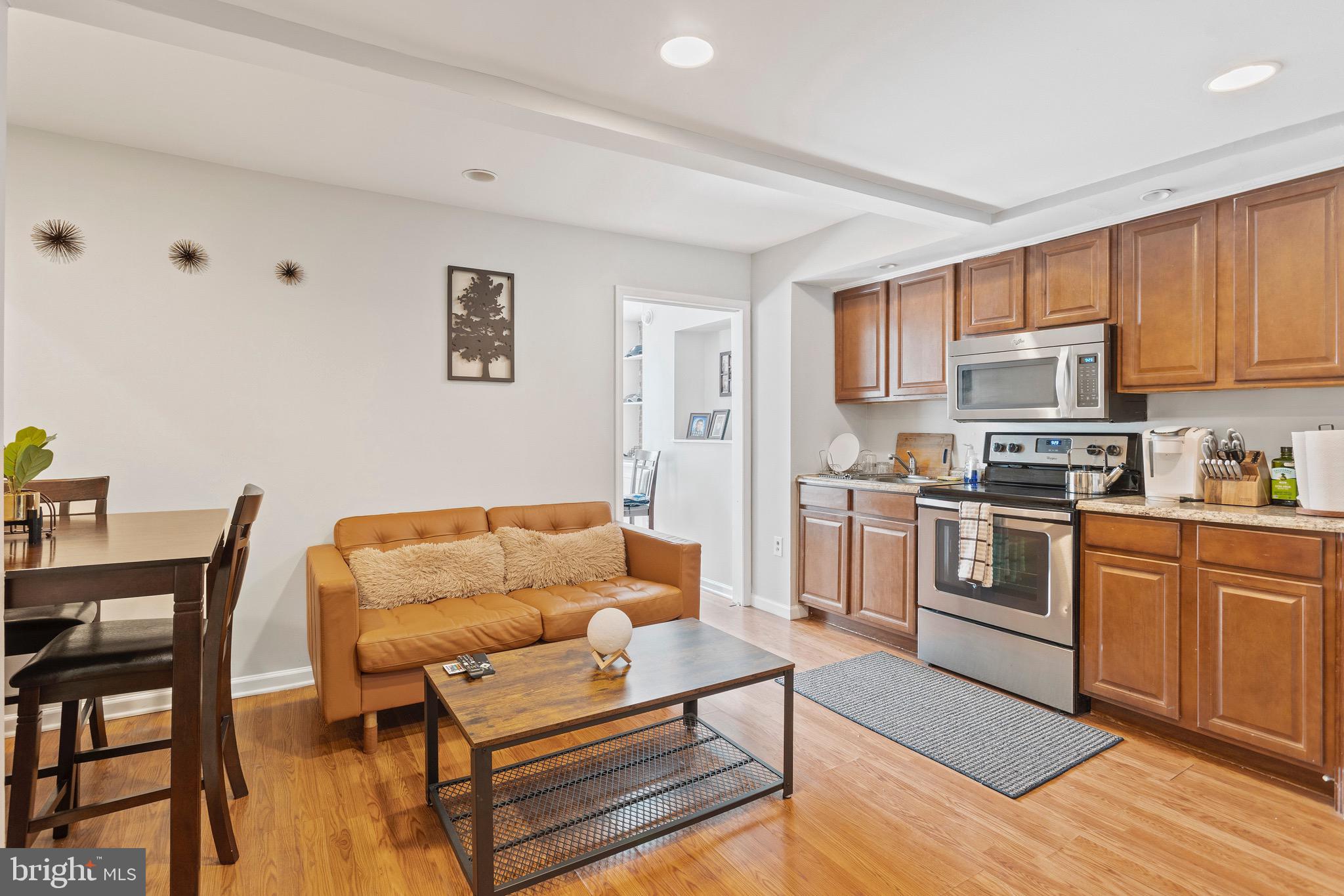 RITTENHOUSE SQUARE - Commercial Sale