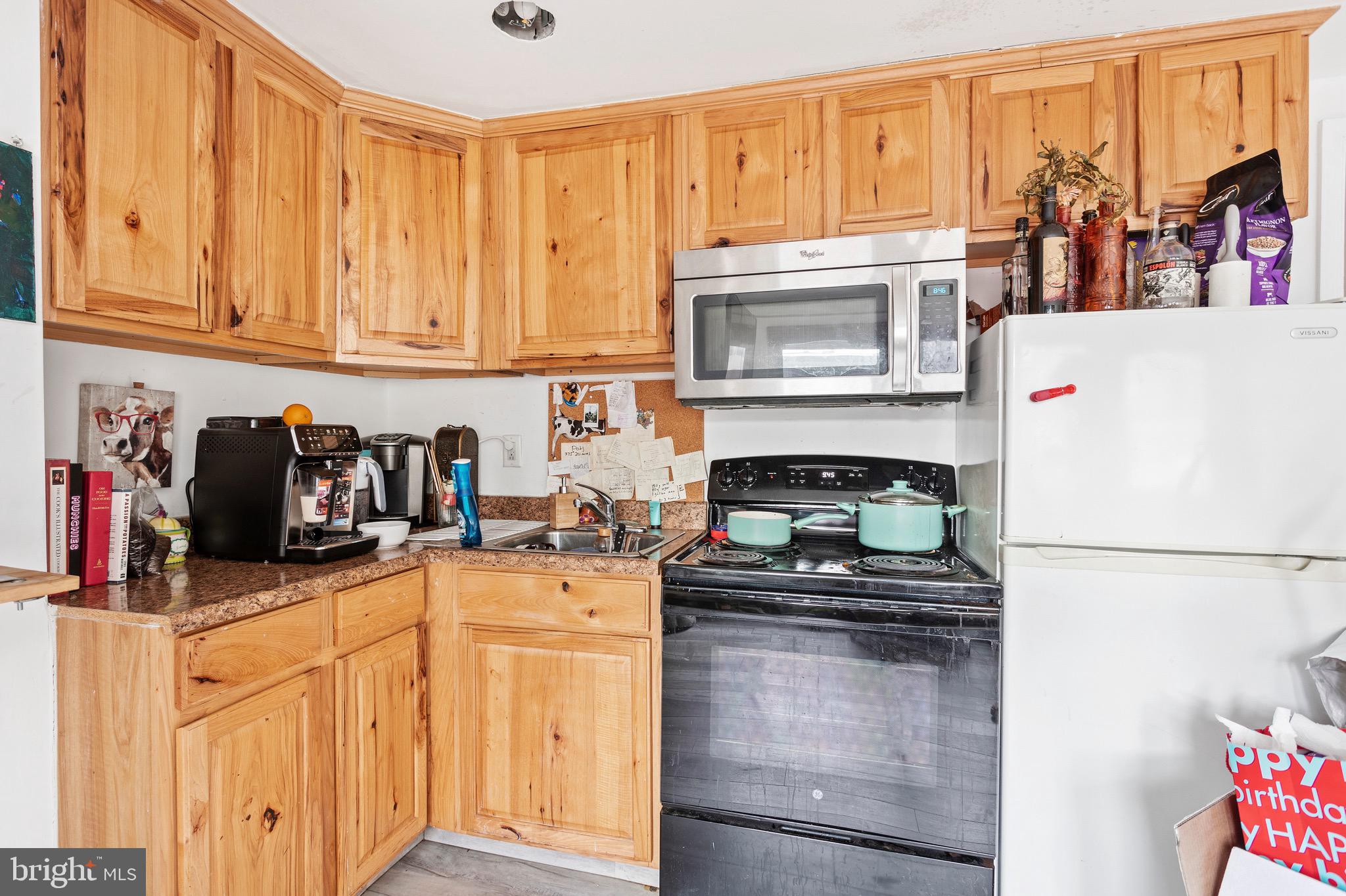 RITTENHOUSE SQUARE - Commercial Sale