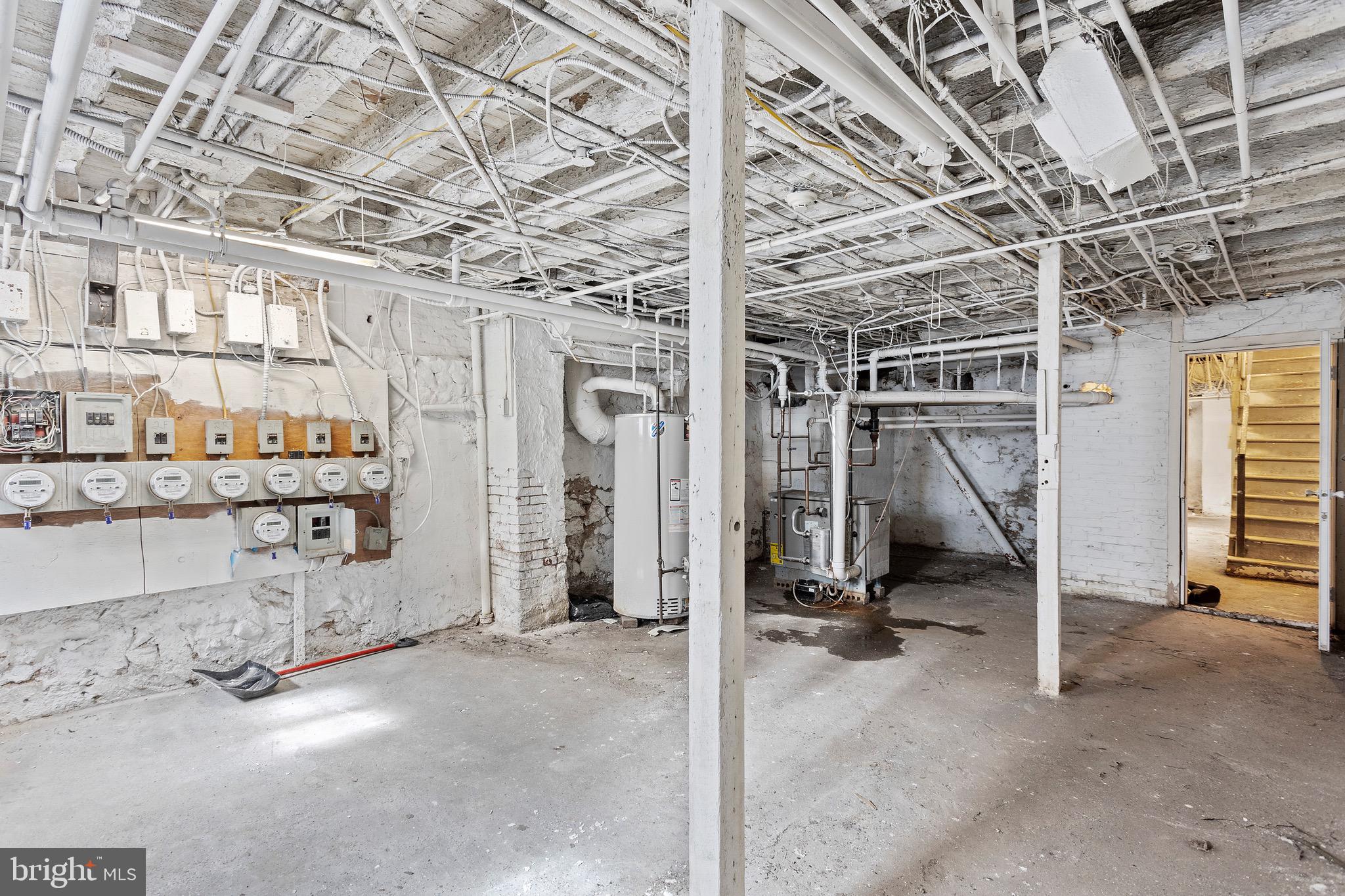 RITTENHOUSE SQUARE - Commercial Sale