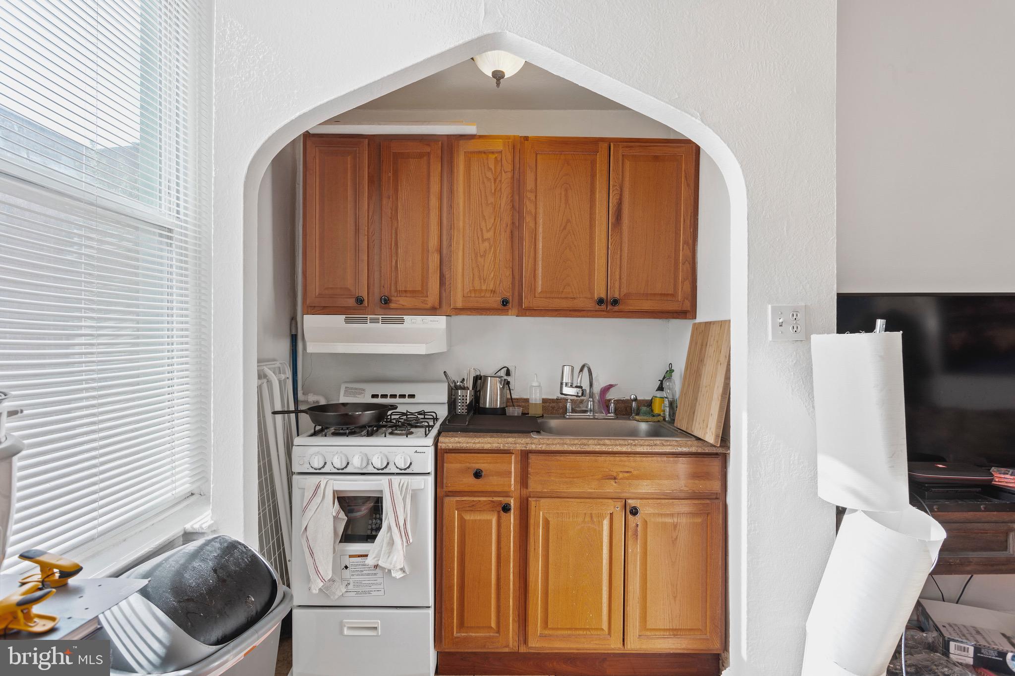 RITTENHOUSE SQUARE - Commercial Sale