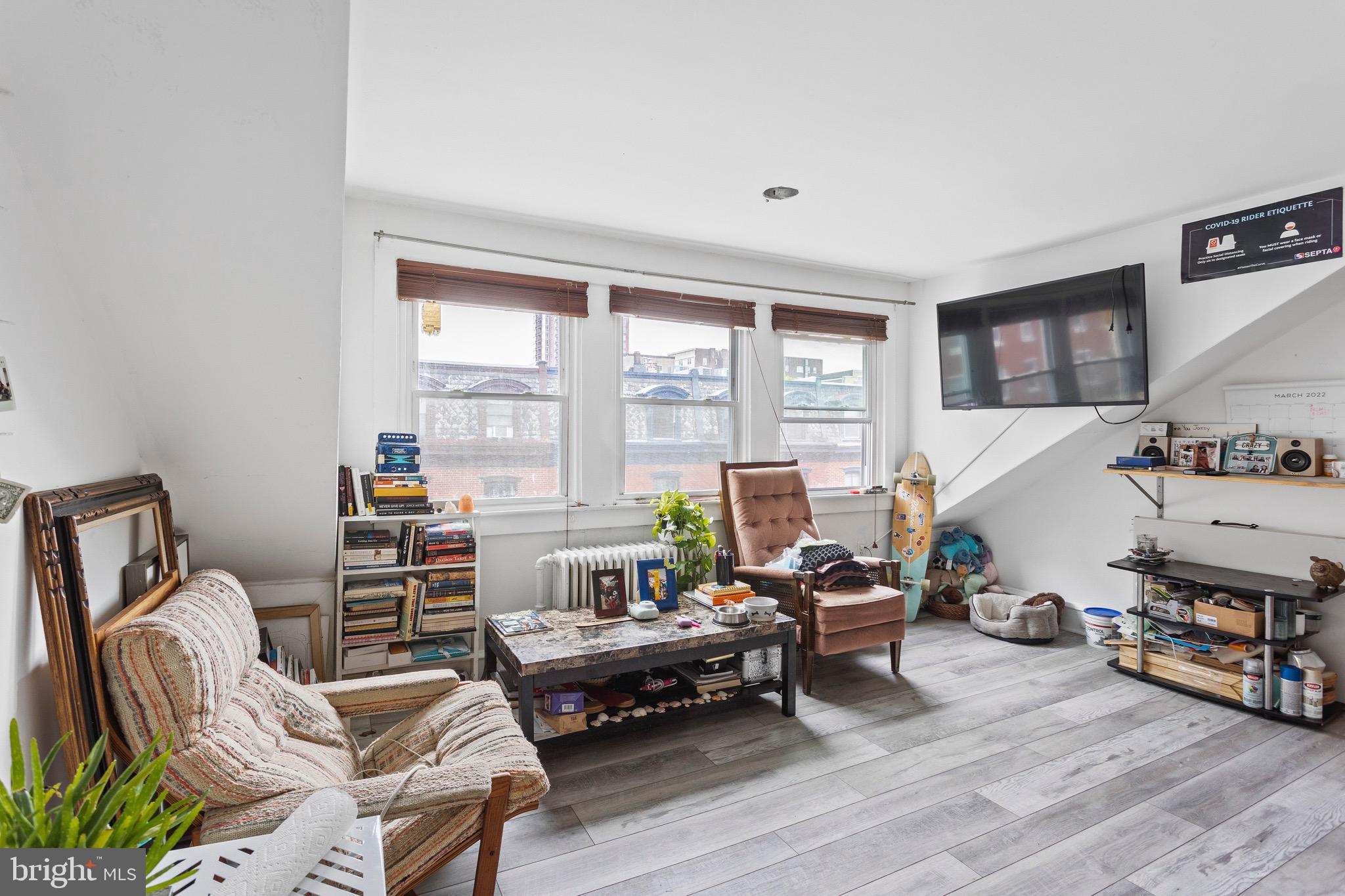 RITTENHOUSE SQUARE - Commercial Sale