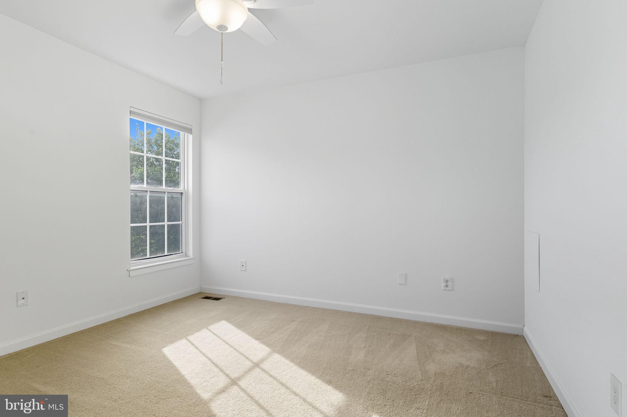 NORTH POINTE - Residential