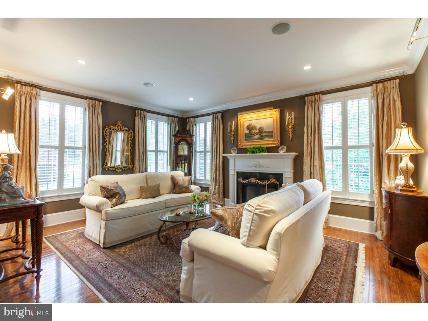 APPLEBROOK - Residential