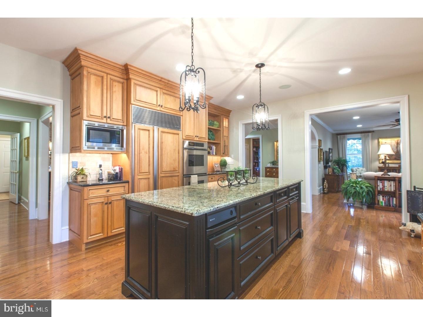 APPLEBROOK - Residential