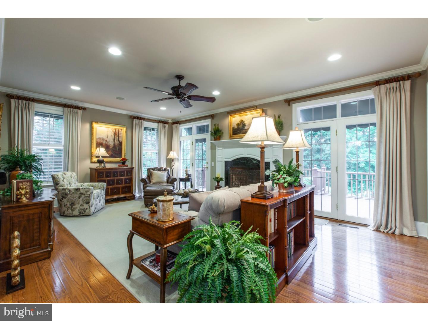 APPLEBROOK - Residential