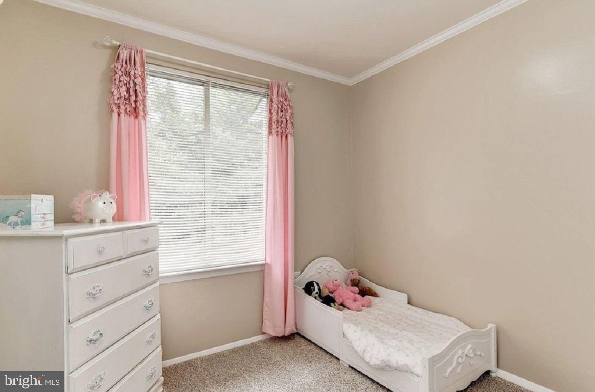 WOODLAND PARK - Residential Lease