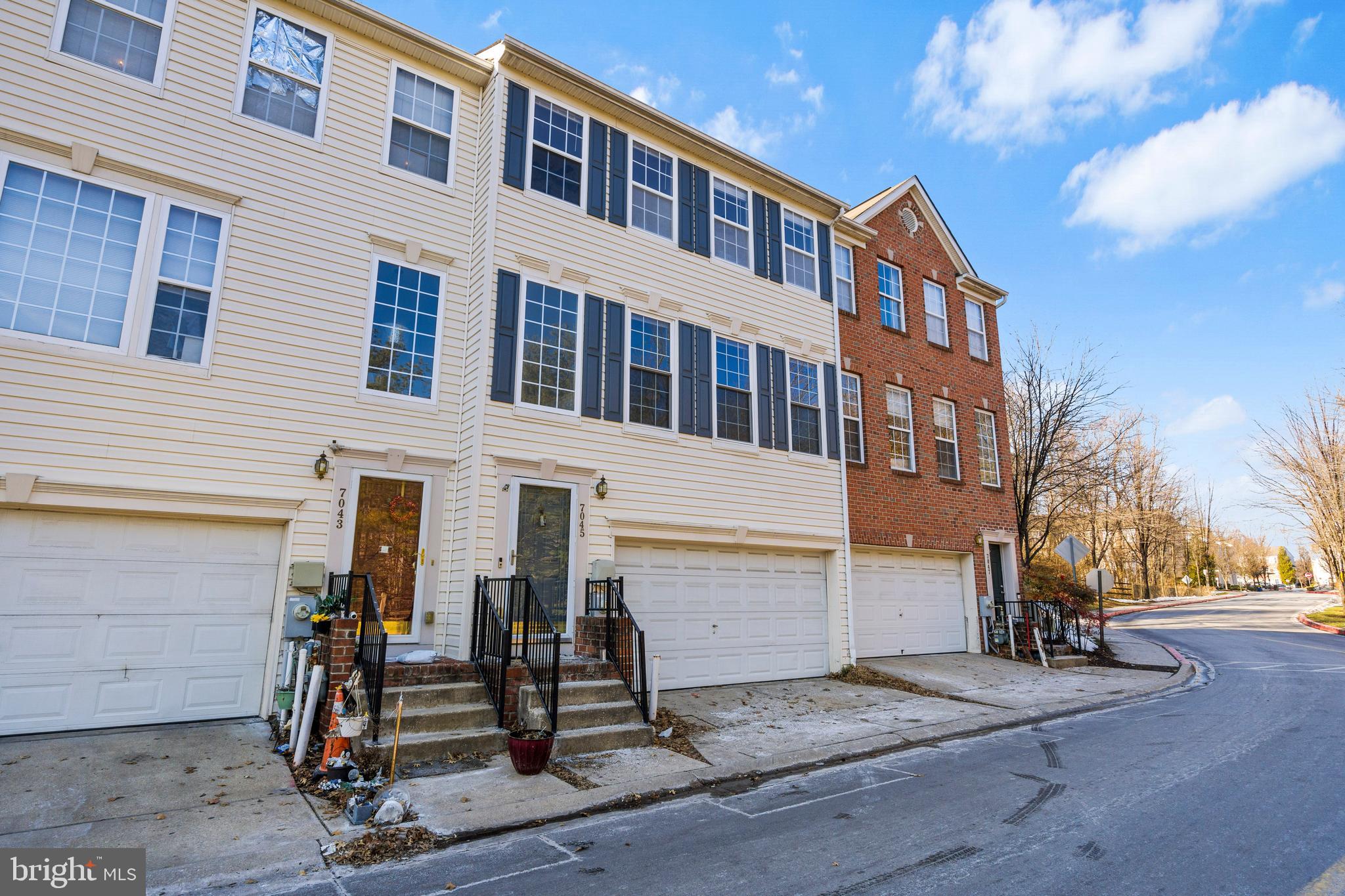 THE OAKS AT WATERS EDGE - Residential Lease