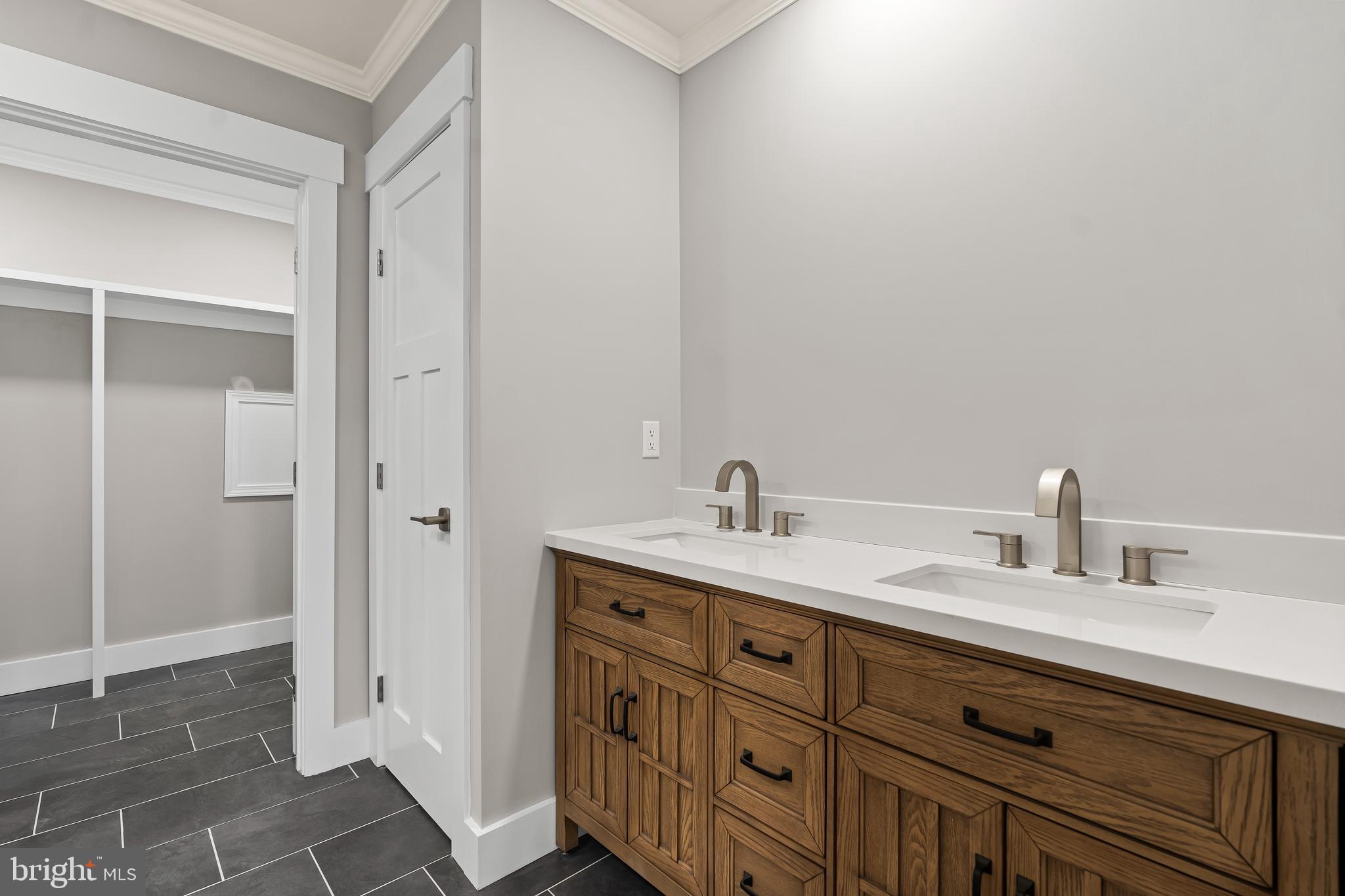 ST JAMES VILLAGE - Residential