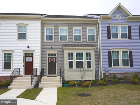 Townhouse For Sale - 10147 Kings Grove Way Way<br/> DAMASCUS, MD 20872