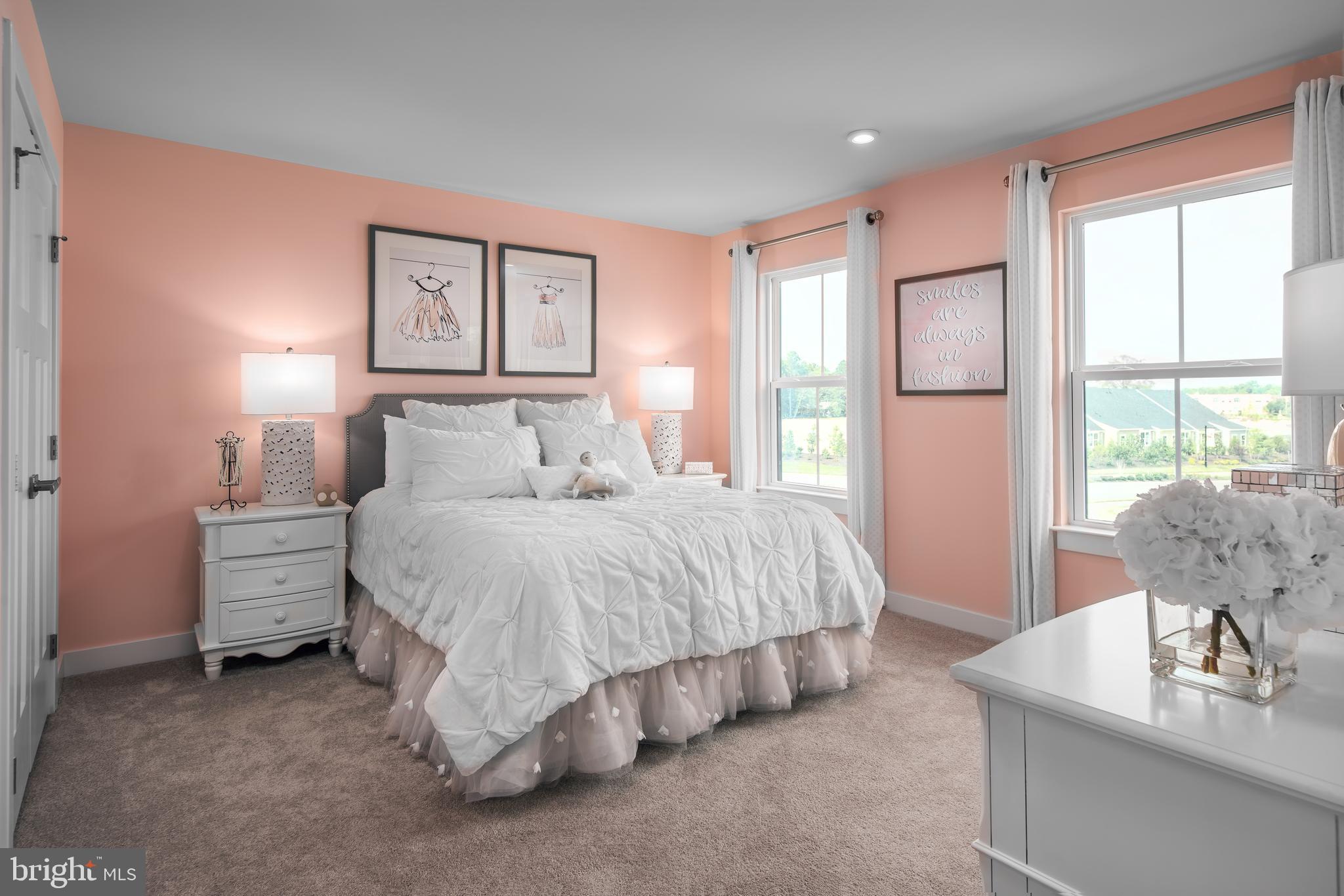 LAKE LINGANORE - Residential