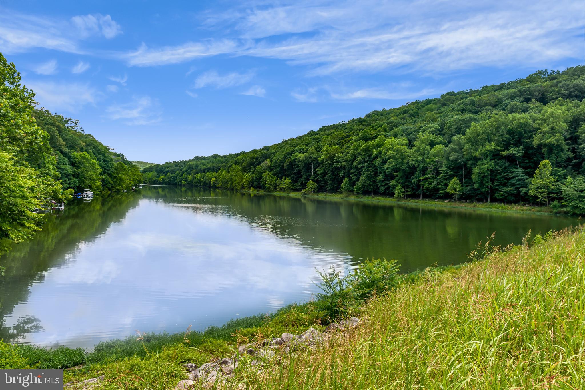 LAKE LINGANORE - Residential