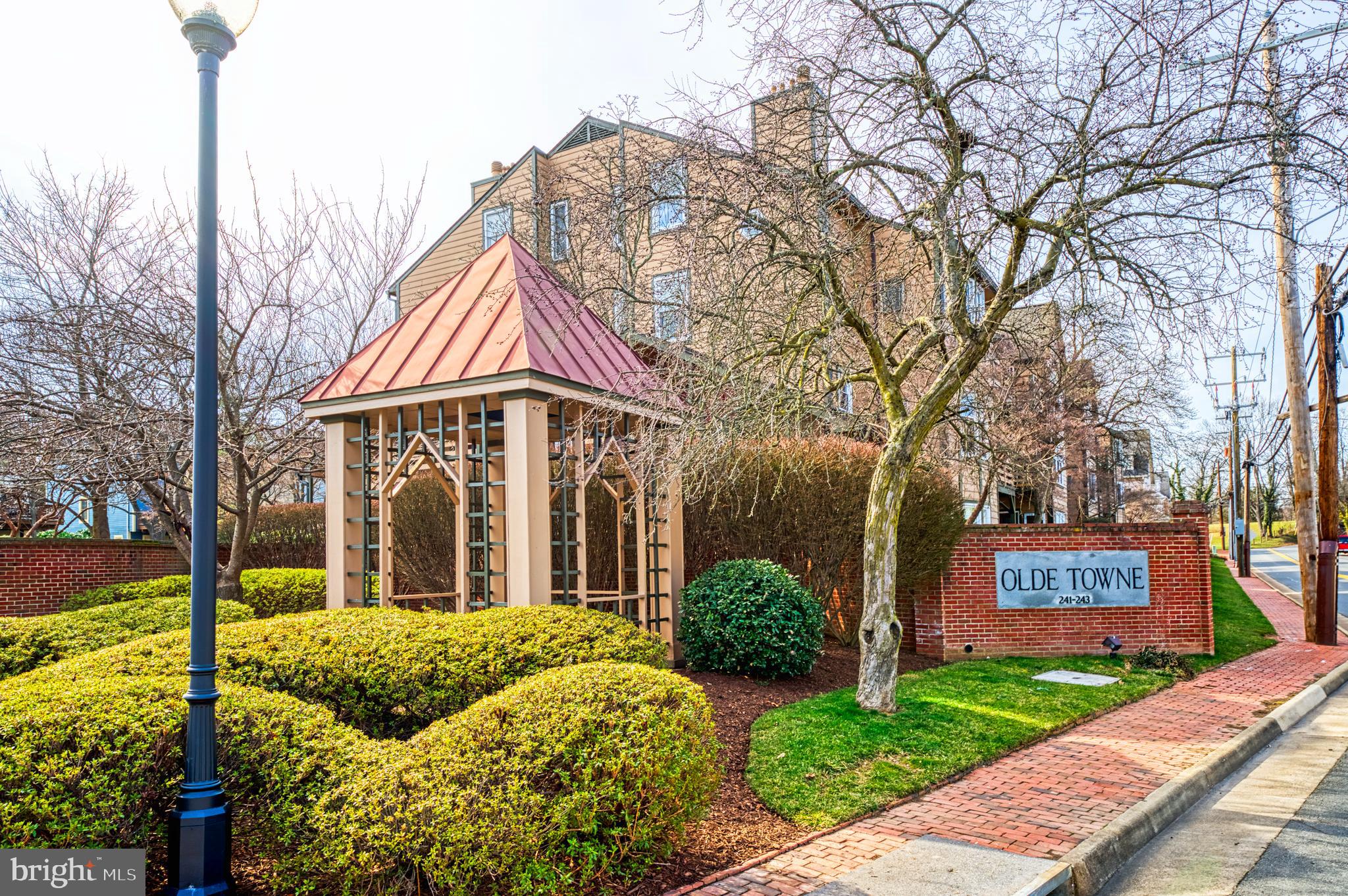 OLDE TOWNE - Residential