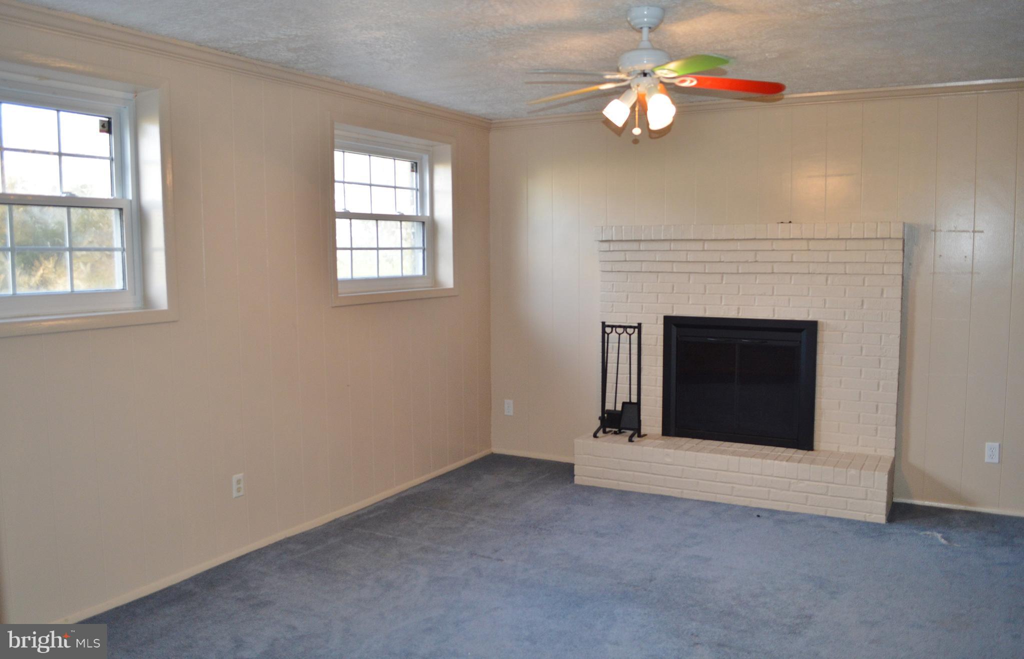 WARRENTON LAKES - Residential