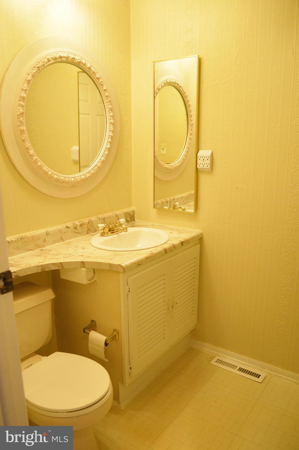 WARRENTON LAKES - Residential