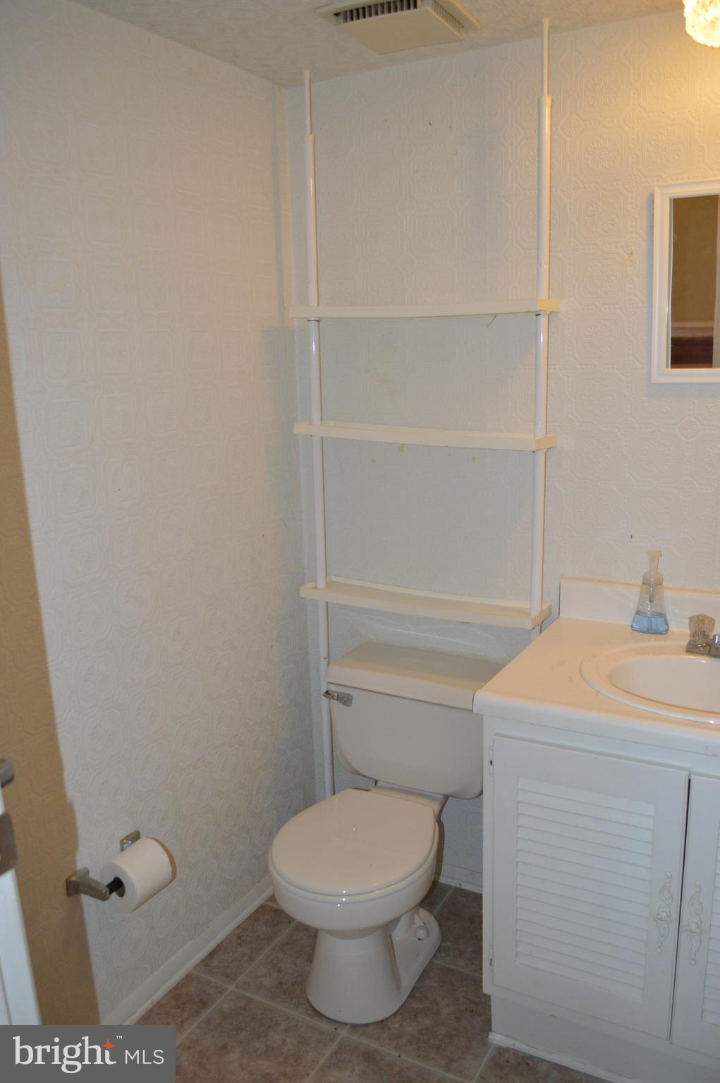 WARRENTON LAKES - Residential