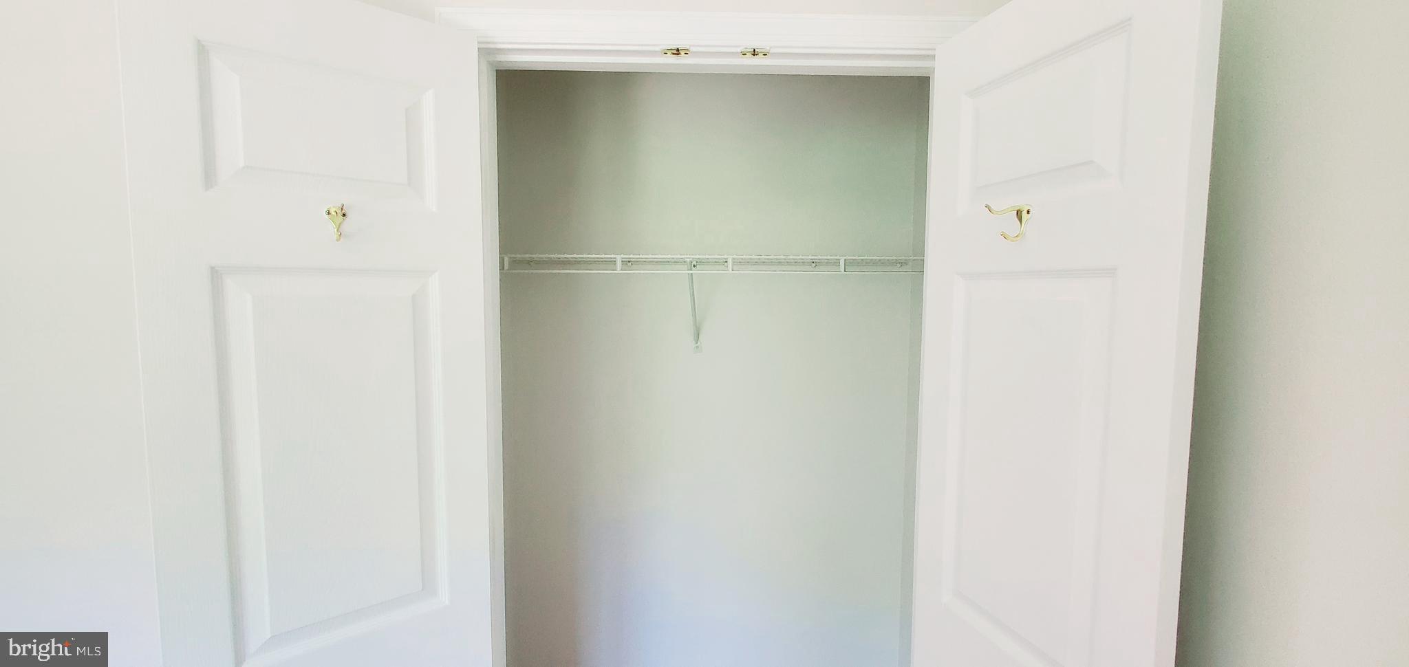 ROSE HILL FALLS - Residential