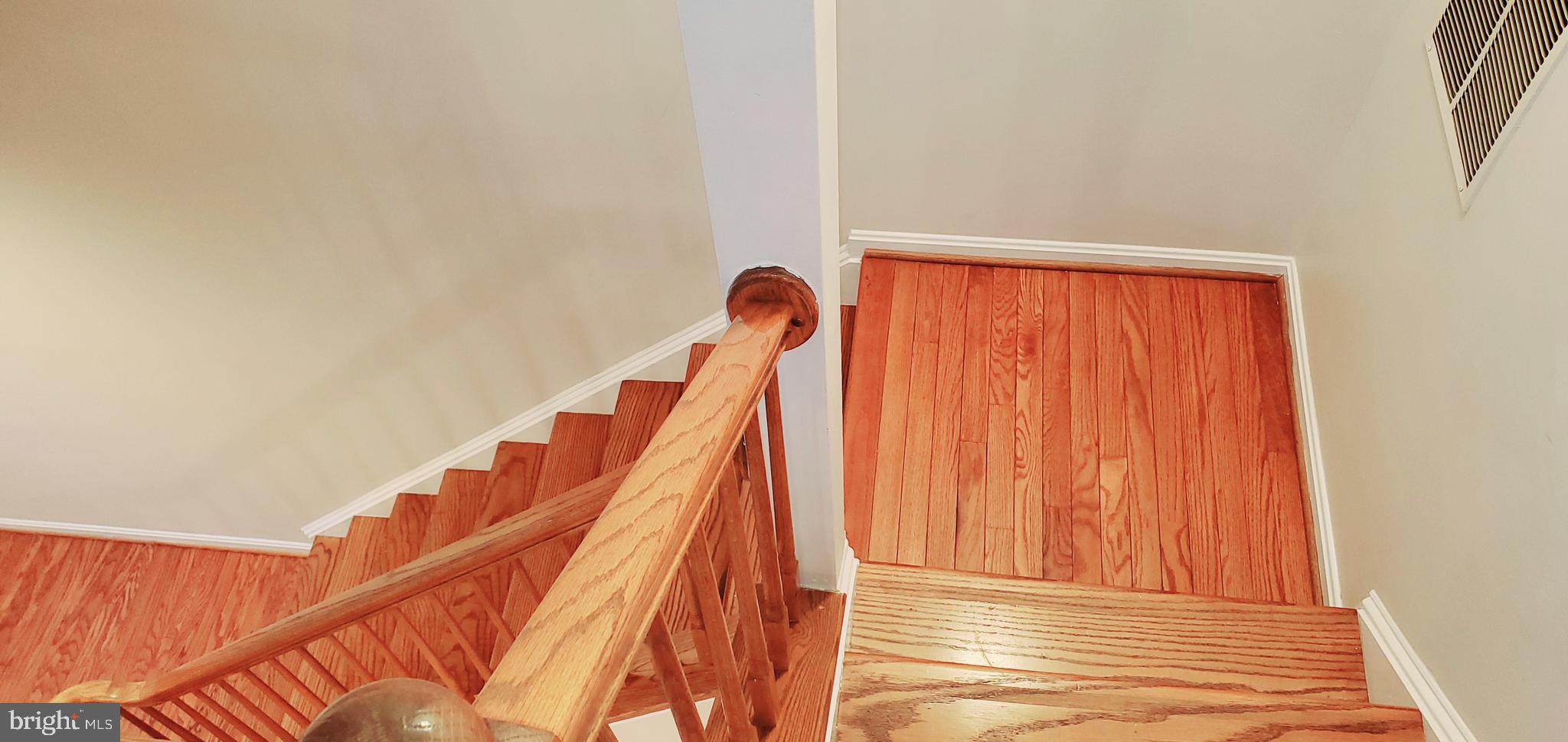 ROSE HILL FALLS - Residential