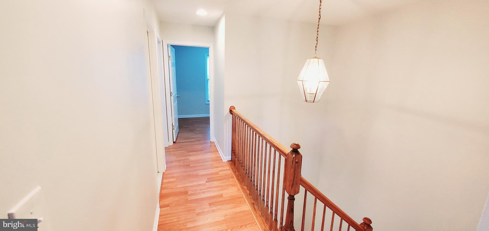 ROSE HILL FALLS - Residential