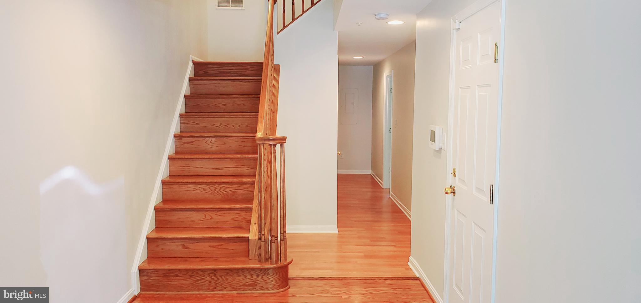 ROSE HILL FALLS - Residential