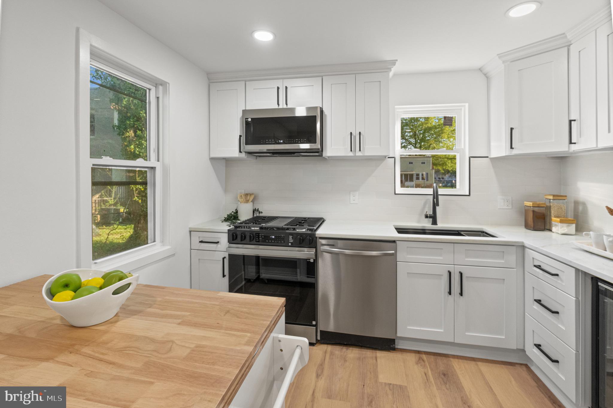 EASTPORT - Residential