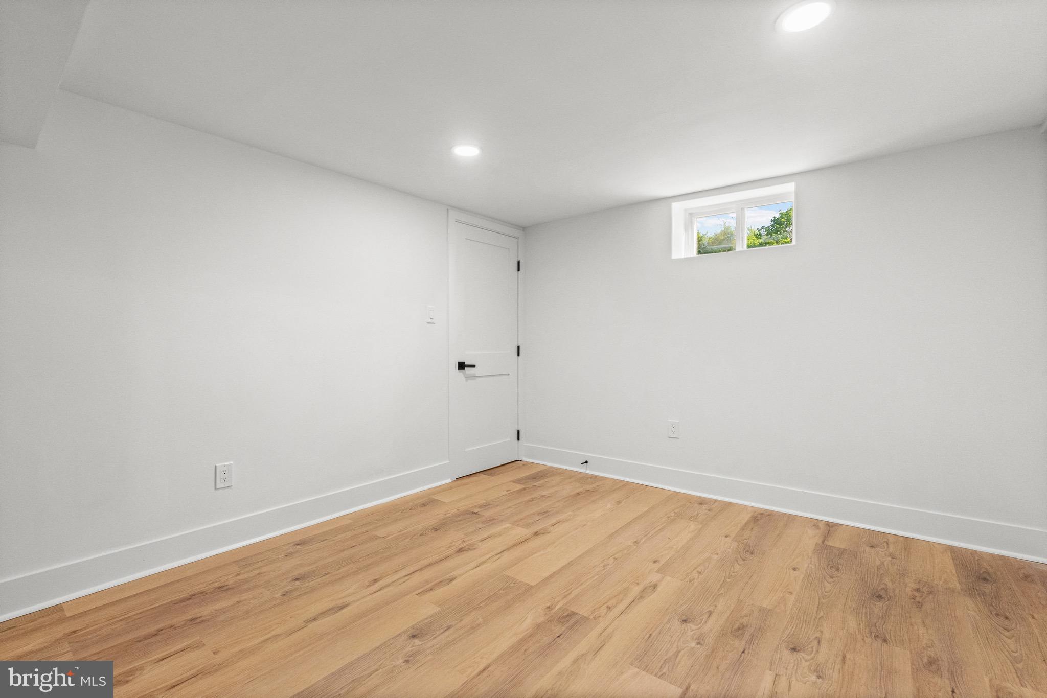 EASTPORT - Residential