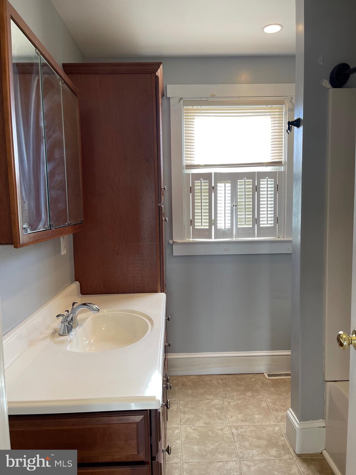 OXFORD BORO - Residential Lease