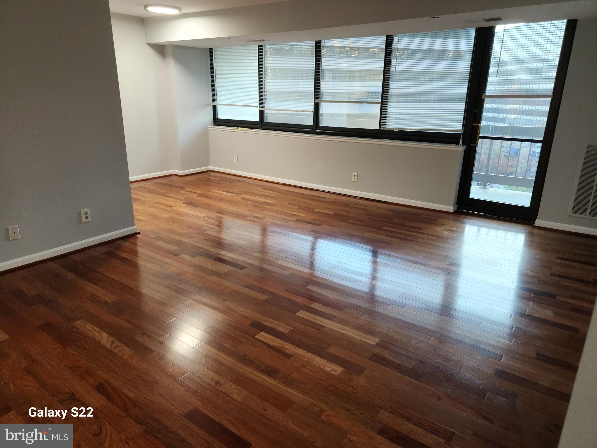 1805 CRYSTAL DRIVE 618S